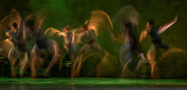 Contemporary Dancers