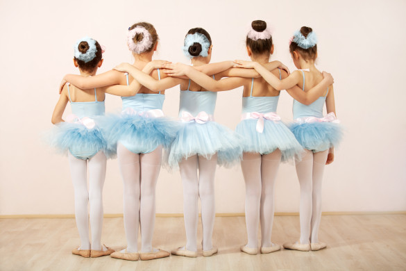 Little ballet dancers