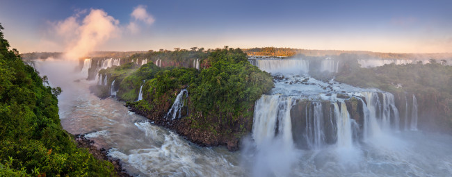Panoramic of Iguacu Falls