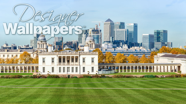 Greenwich park and Canary Wharf in London