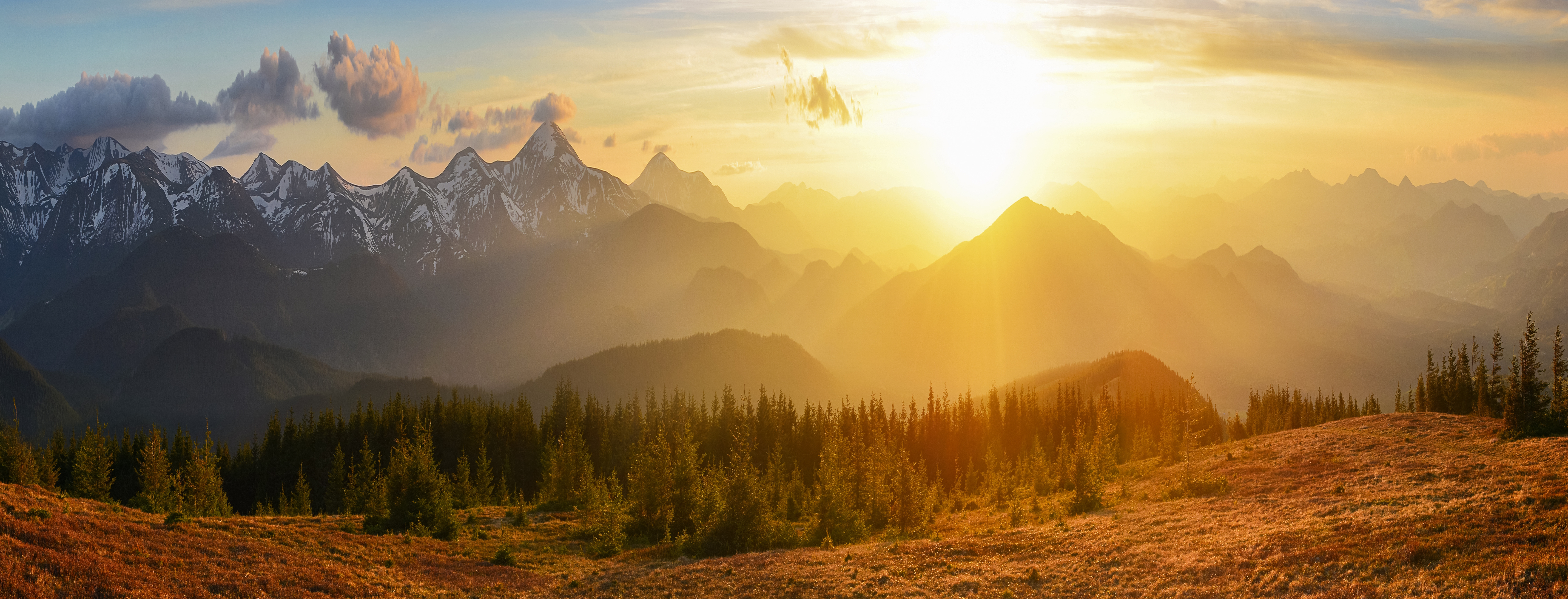 https://www.wonderwall.co.uk/media/catalog/product/cache/8/image/9df78eab33525d08d6e5fb8d27136e95/a/d/adobestock_84116149/Sunset-mountains-WW-70065305.jpeg