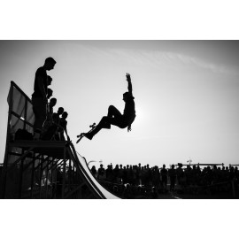 Skate jump